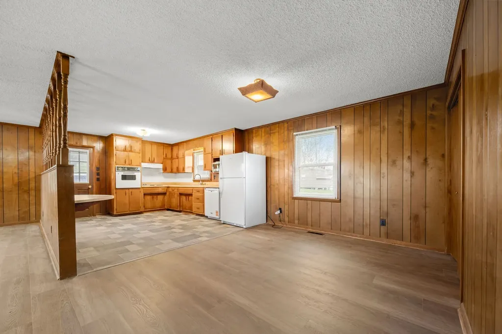 210 Lee Avenue Woodbury TN 37190