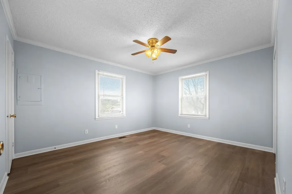 210 Lee Avenue Woodbury TN 37190