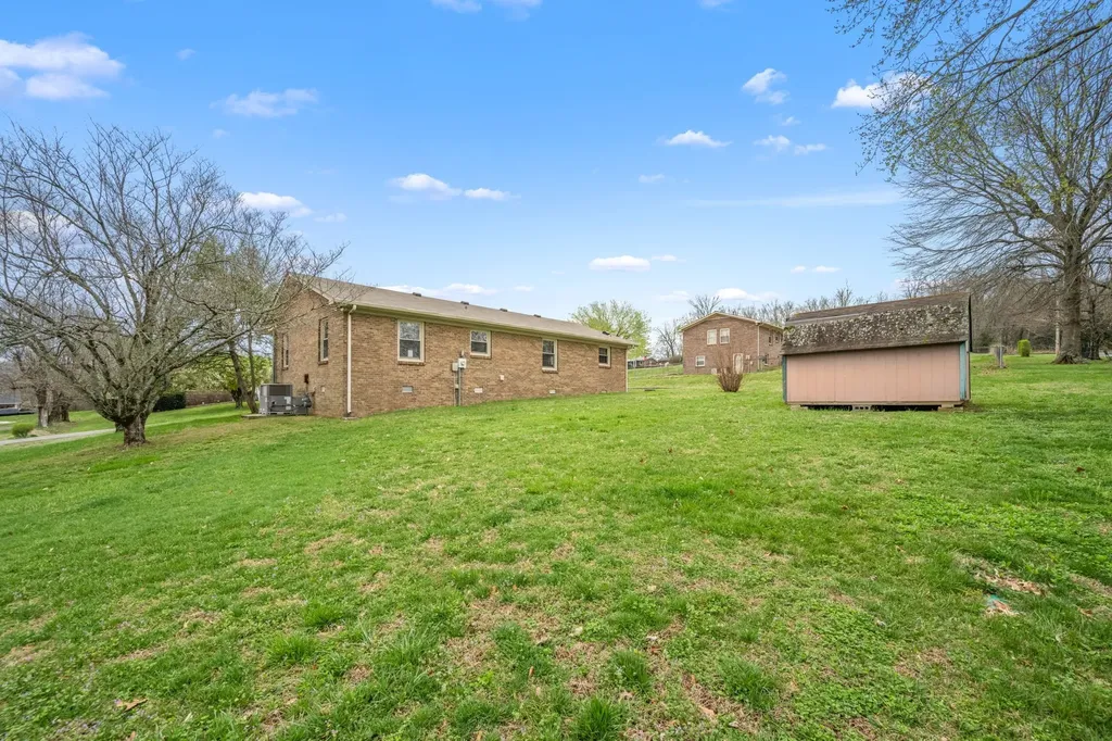 210 Lee Avenue Woodbury TN 37190