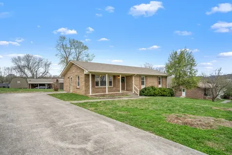 210 Lee Avenue Woodbury TN 37190