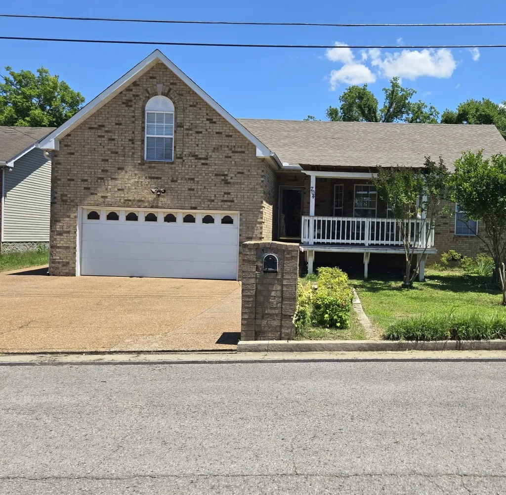 704 Shandale Drive Madison TN 37115