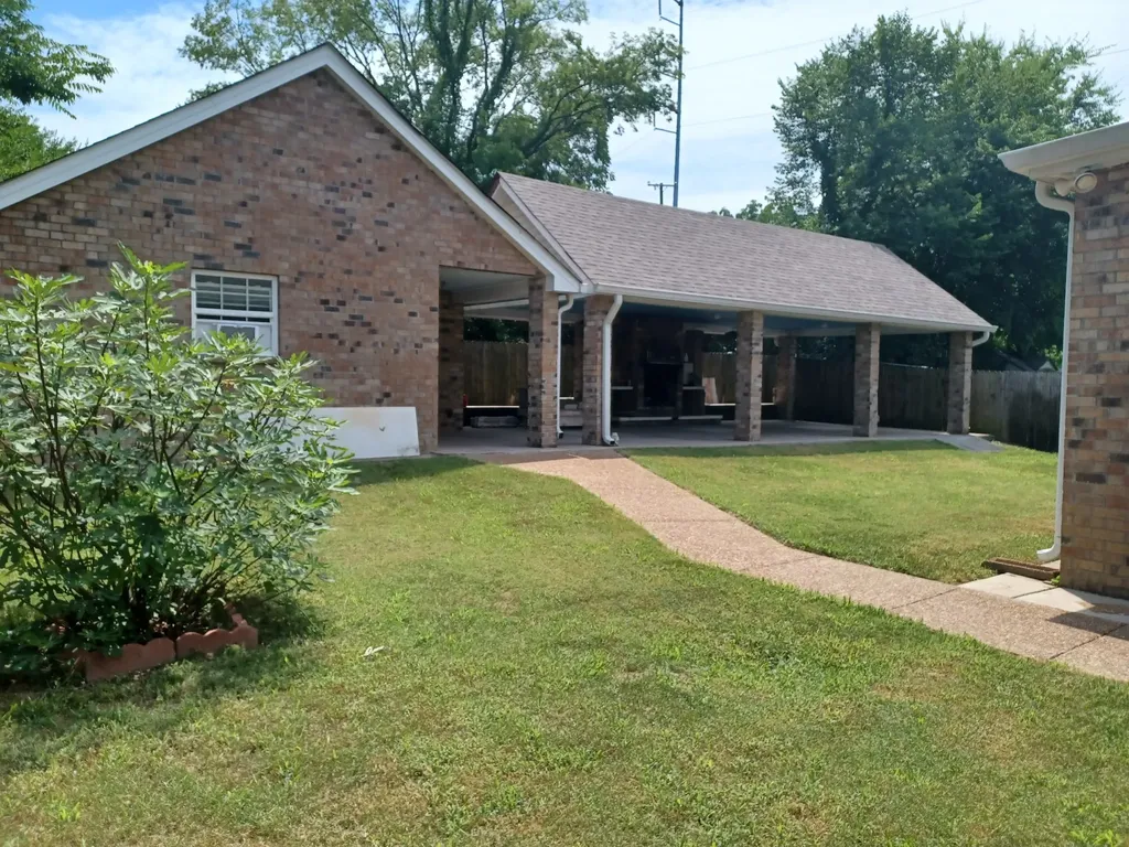 704 Shandale Drive Madison TN 37115