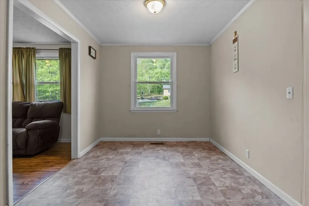 111 Bern Street Waverly TN 37185