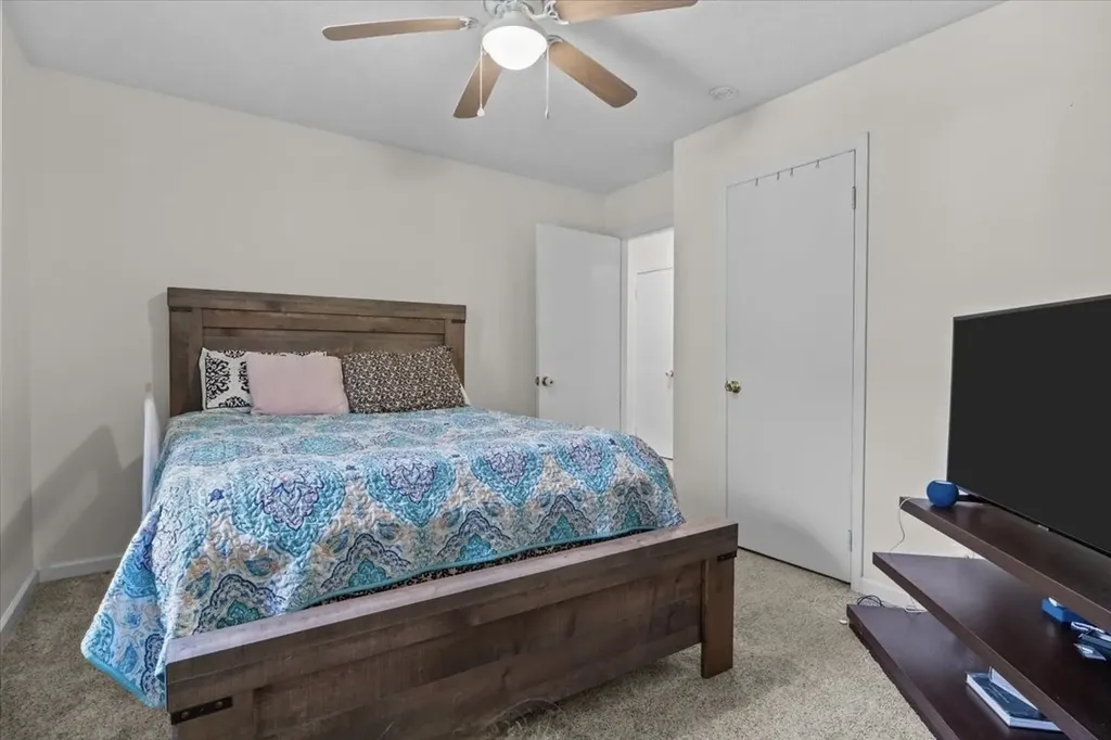 111 Bern Street Waverly TN 37185