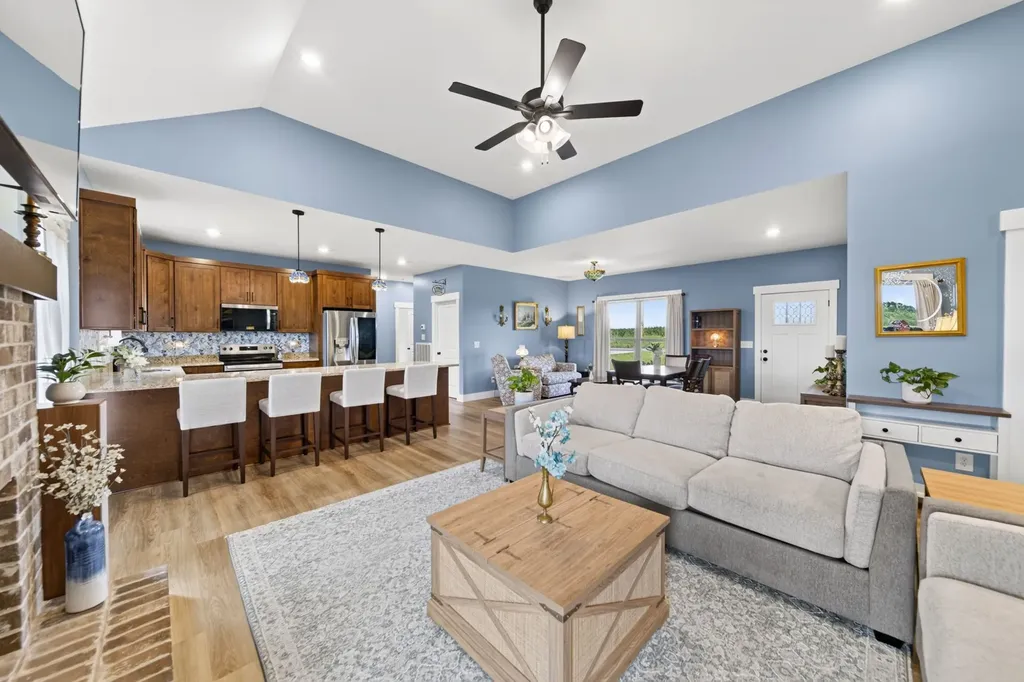 5367 Roy Holman Road Springfield TN 37172