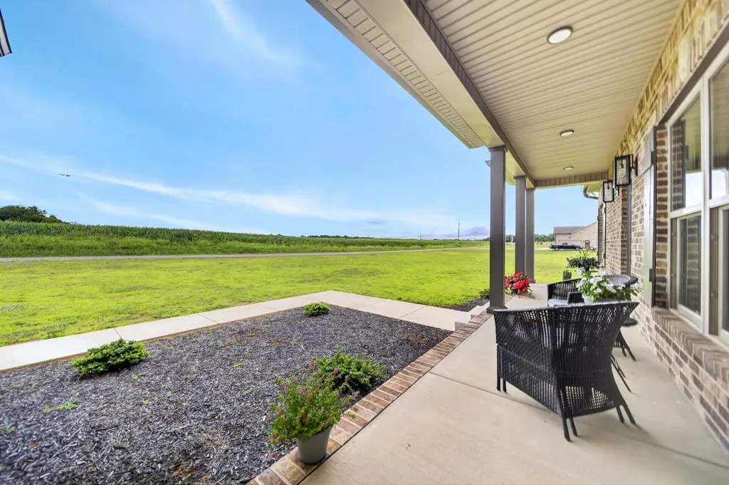 5367 Roy Holman Road Springfield TN 37172
