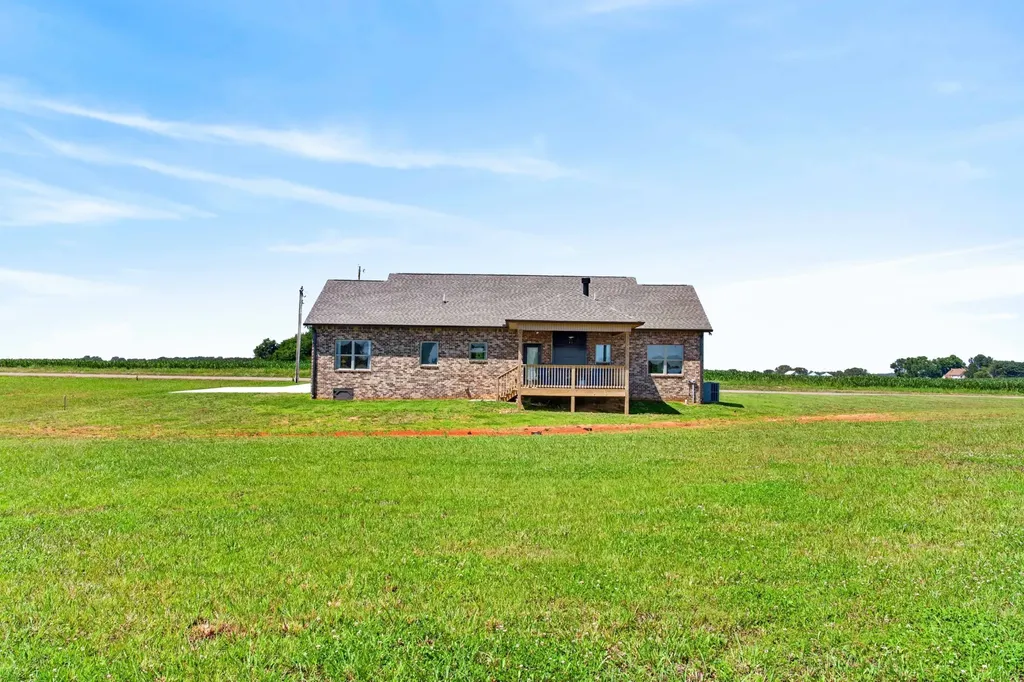 5367 Roy Holman Road Springfield TN 37172