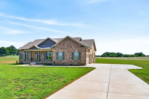 5367 Roy Holman Road Springfield TN 37172