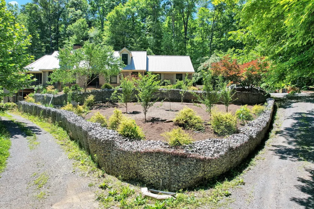 220 Brian Road, NW Cleveland TN 37312