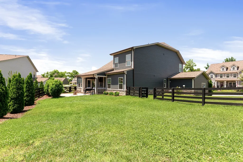 7122 Sky Meadow Drive College Grove TN 37046
