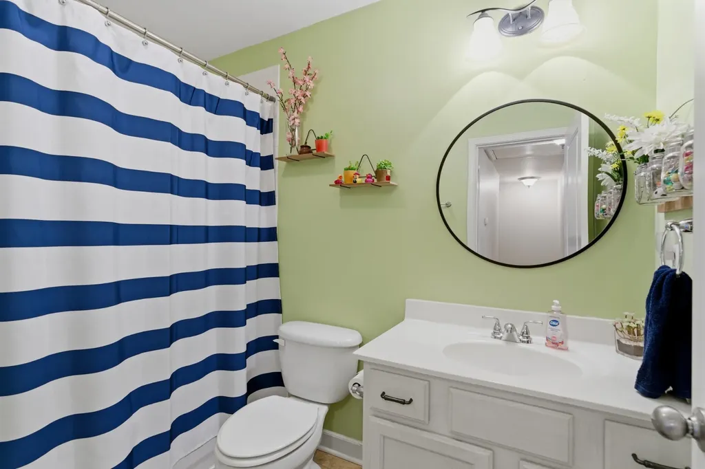 553 Rosedale Avenue Nashville TN 37211