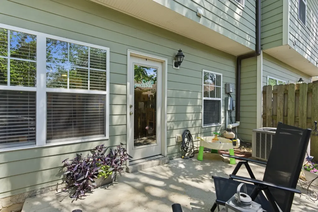 553 Rosedale Avenue Nashville TN 37211