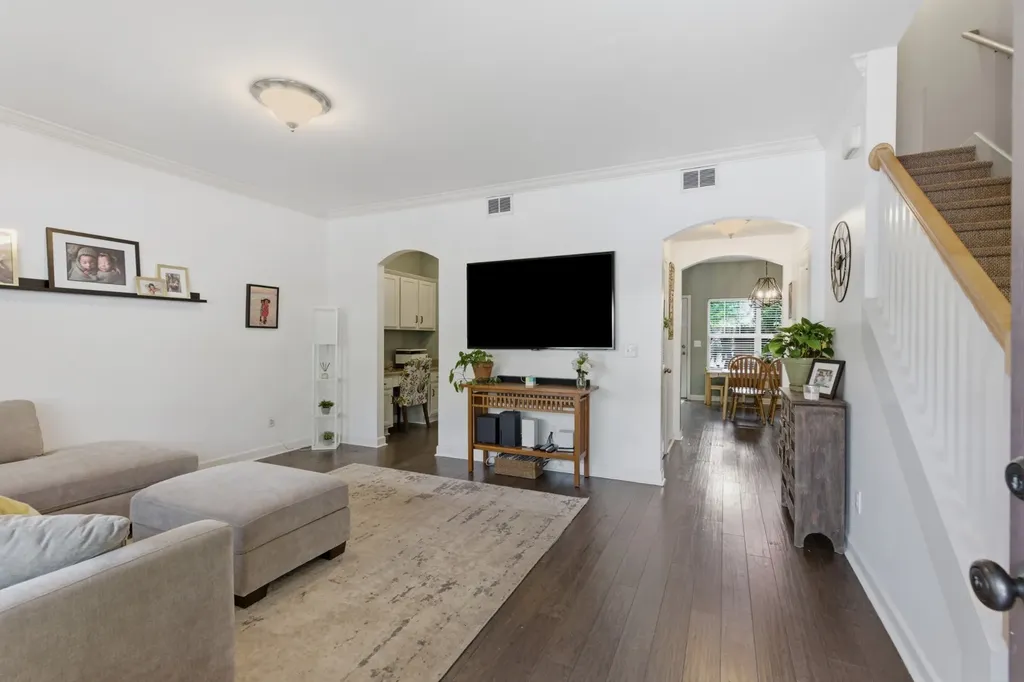 553 Rosedale Avenue Nashville TN 37211