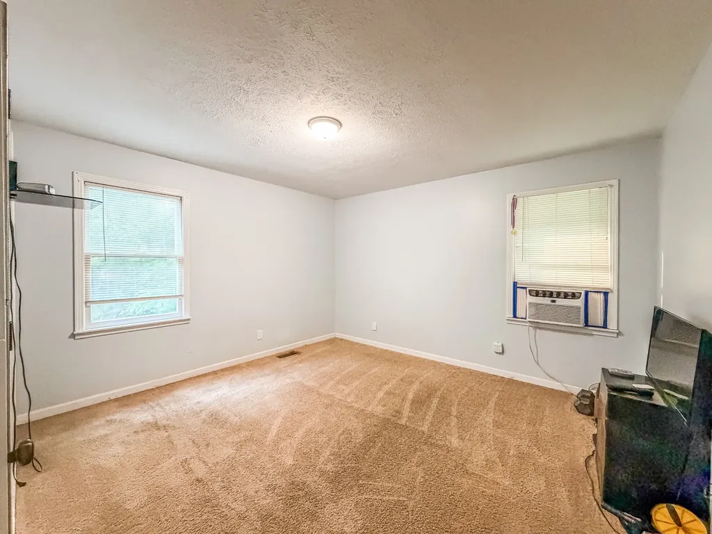 120 Ulcer Hollow Road Waverly TN 37185