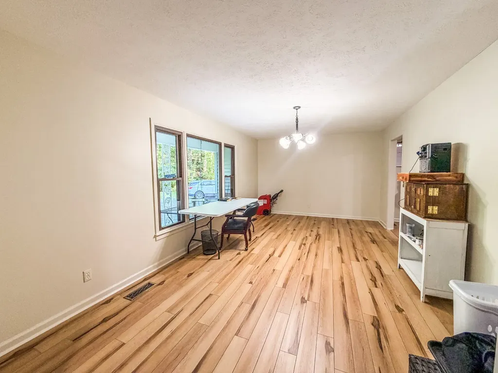 120 Ulcer Hollow Road Waverly TN 37185