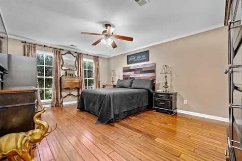 1037 Burslem Cove Cordova TN 38018