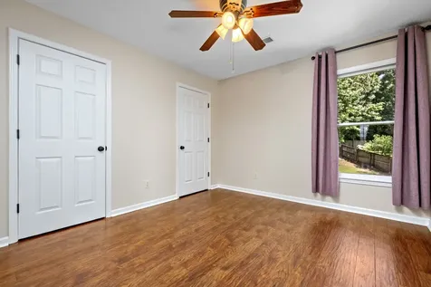 1037 Burslem Cove Cordova TN 38018