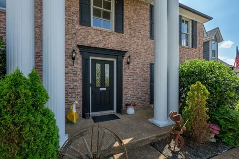 1037 Burslem Cove Cordova TN 38018