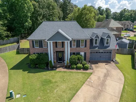 1037 Burslem Cove Cordova TN 38018