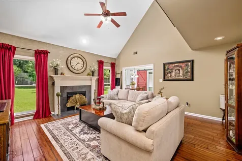 1037 Burslem Cove Cordova TN 38018
