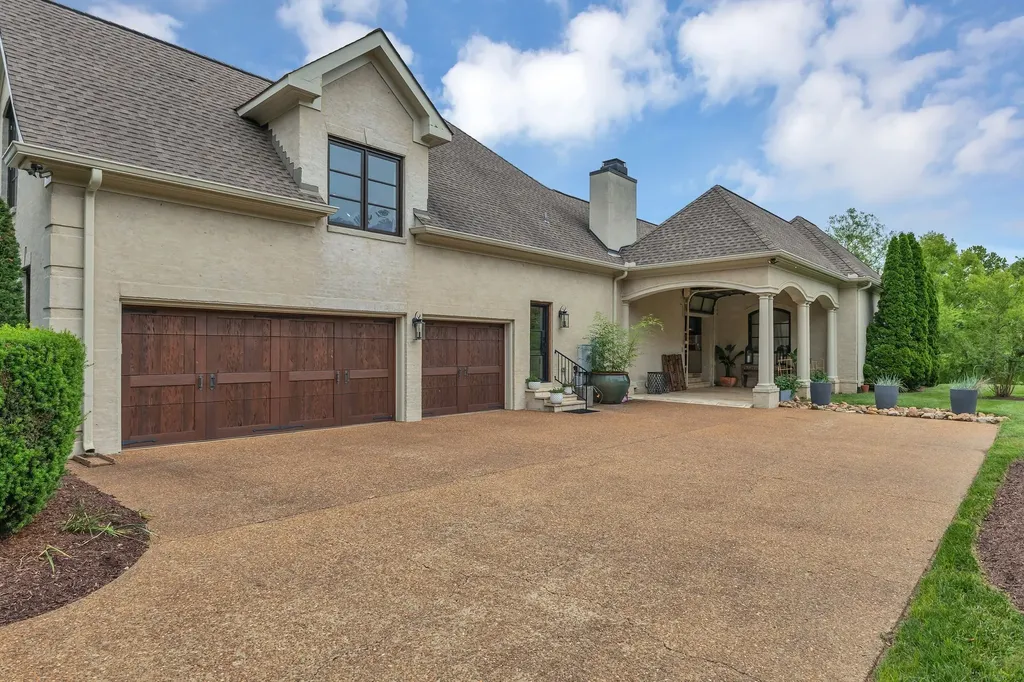 238 Pelham Drive Brentwood TN 37027