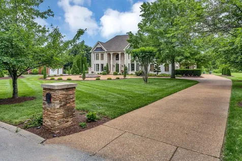 238 Pelham Drive Brentwood TN 37027