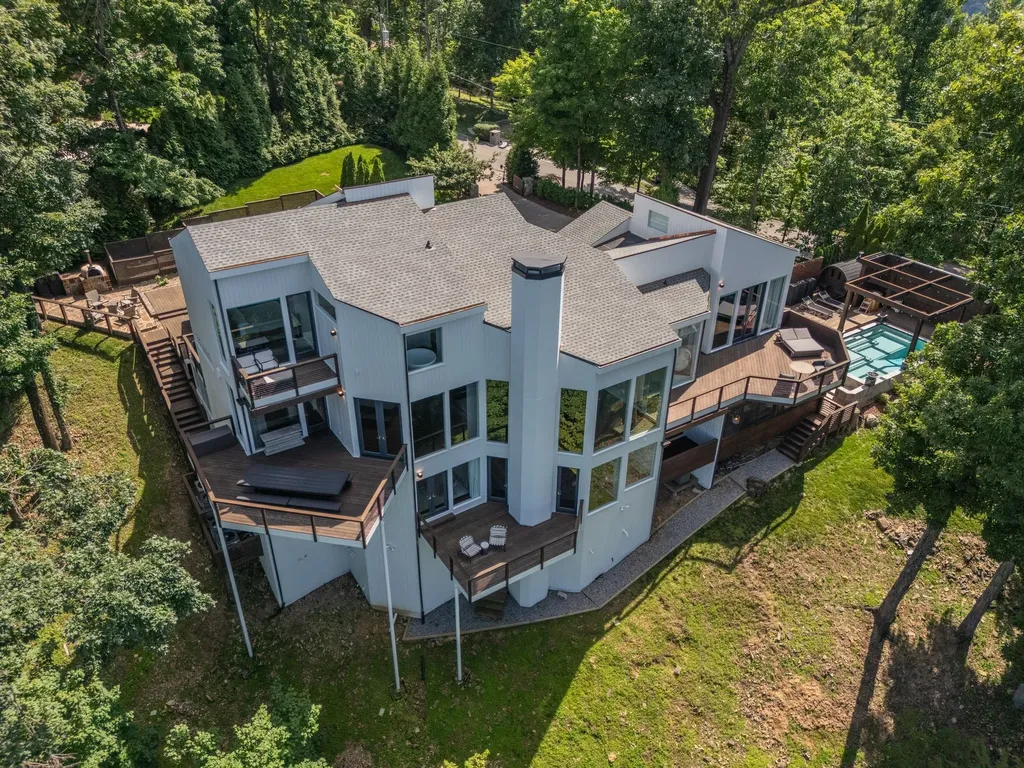 1819 Laurel Ridge Drive Nashville TN 37215