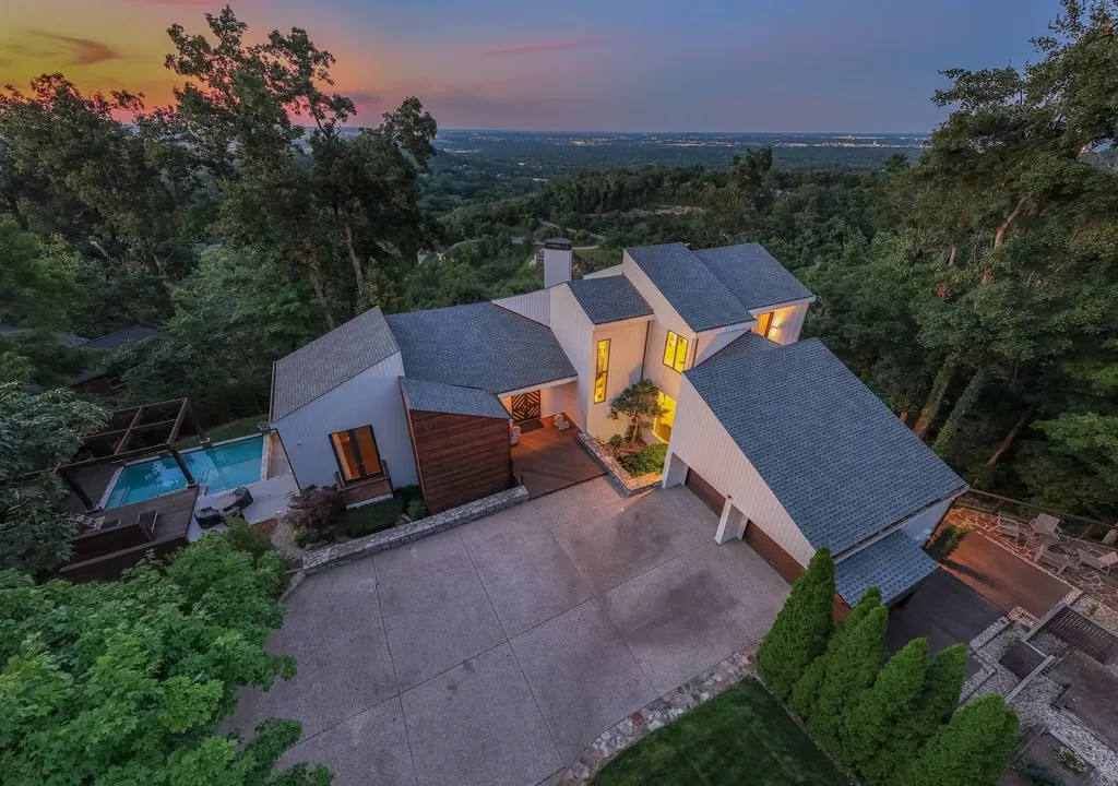 1819 Laurel Ridge Drive Nashville TN 37215