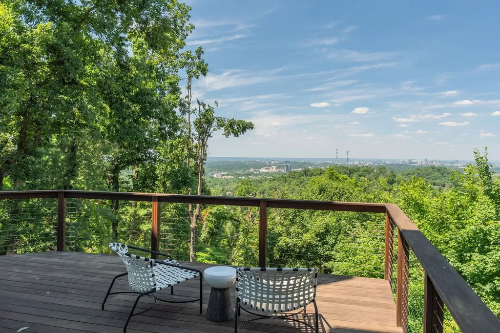 1819 Laurel Ridge Drive Nashville TN 37215