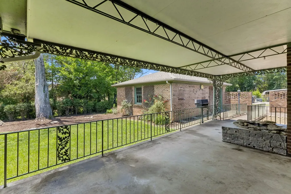 3836 Lake Aire Drive Nashville TN 37217
