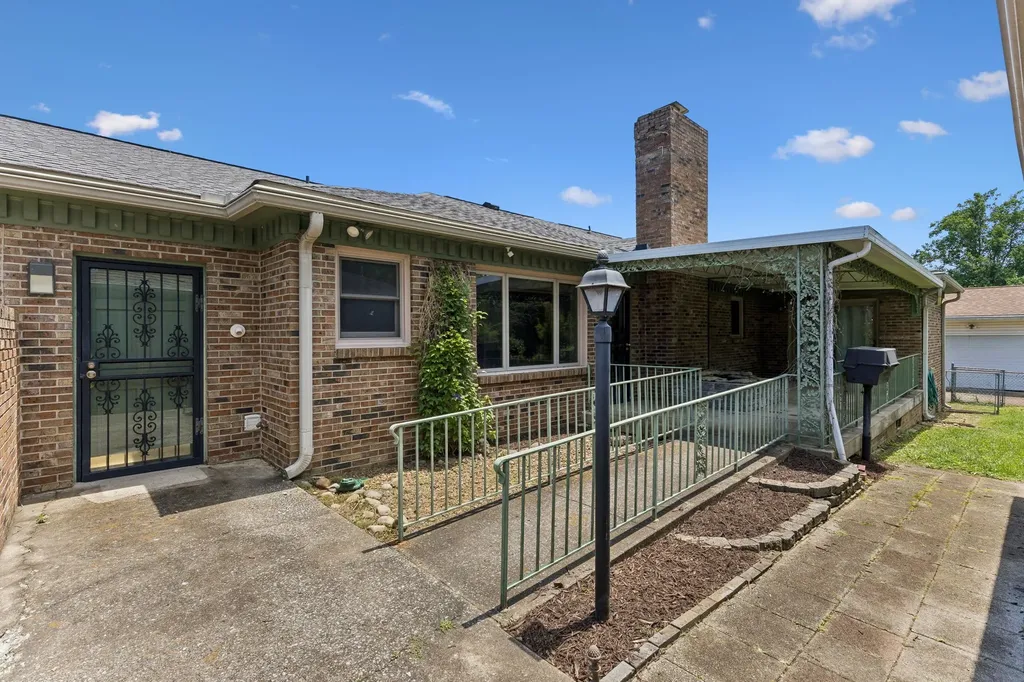 3836 Lake Aire Drive Nashville TN 37217