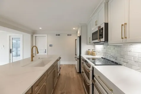 102 Steeplechase Lane Nashville TN 37221