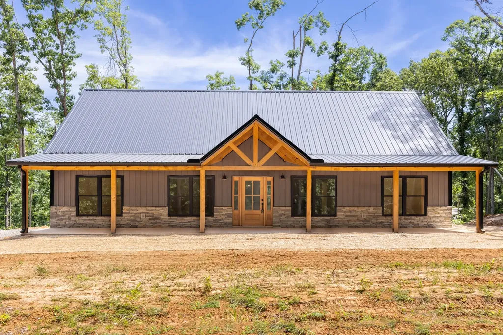 37 William Teague Lane Selmer TN 38375