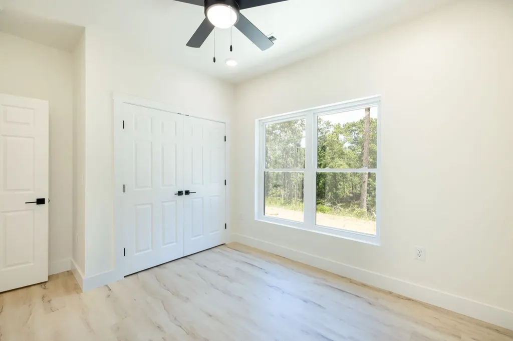37 William Teague Lane Selmer TN 38375