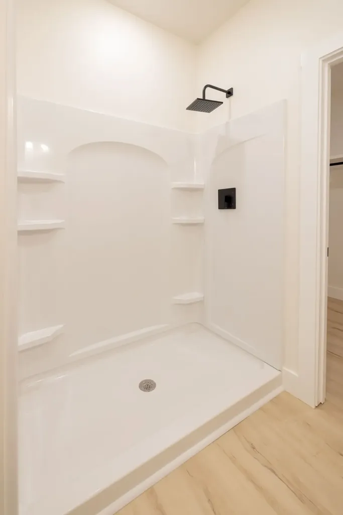 37 William Teague Lane Selmer TN 38375