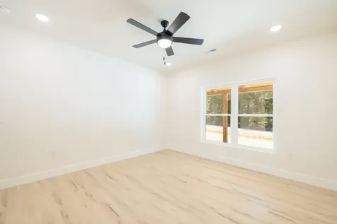 37 William Teague Lane Selmer TN 38375