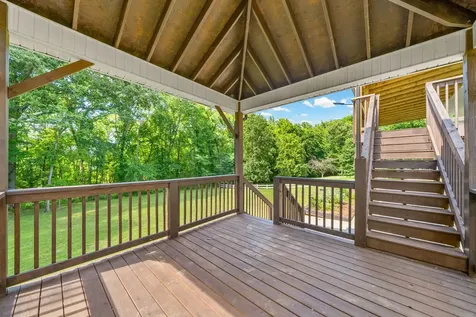 324 Bayview Drive Bumpus Mills TN 37028