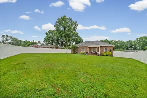 208 Andrew Drive Hopkinsville KY 42240
