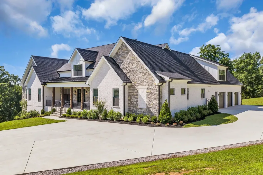 1500 Center Star Road Columbia TN 38401