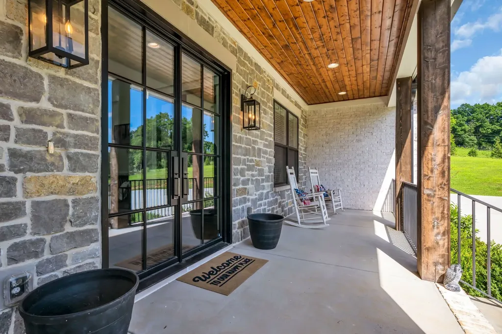 1500 Center Star Road Columbia TN 38401