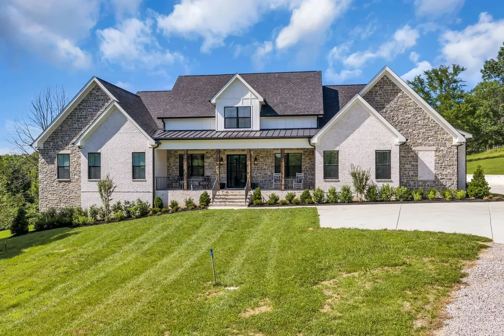 1500 Center Star Road Columbia TN 38401