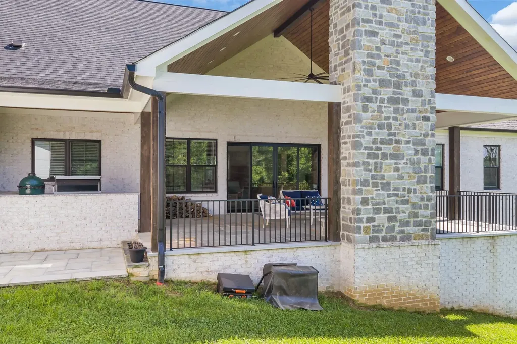 1500 Center Star Road Columbia TN 38401