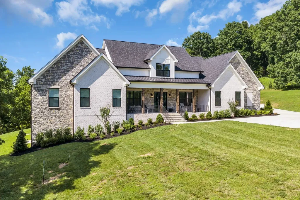 1500 Center Star Road Columbia TN 38401