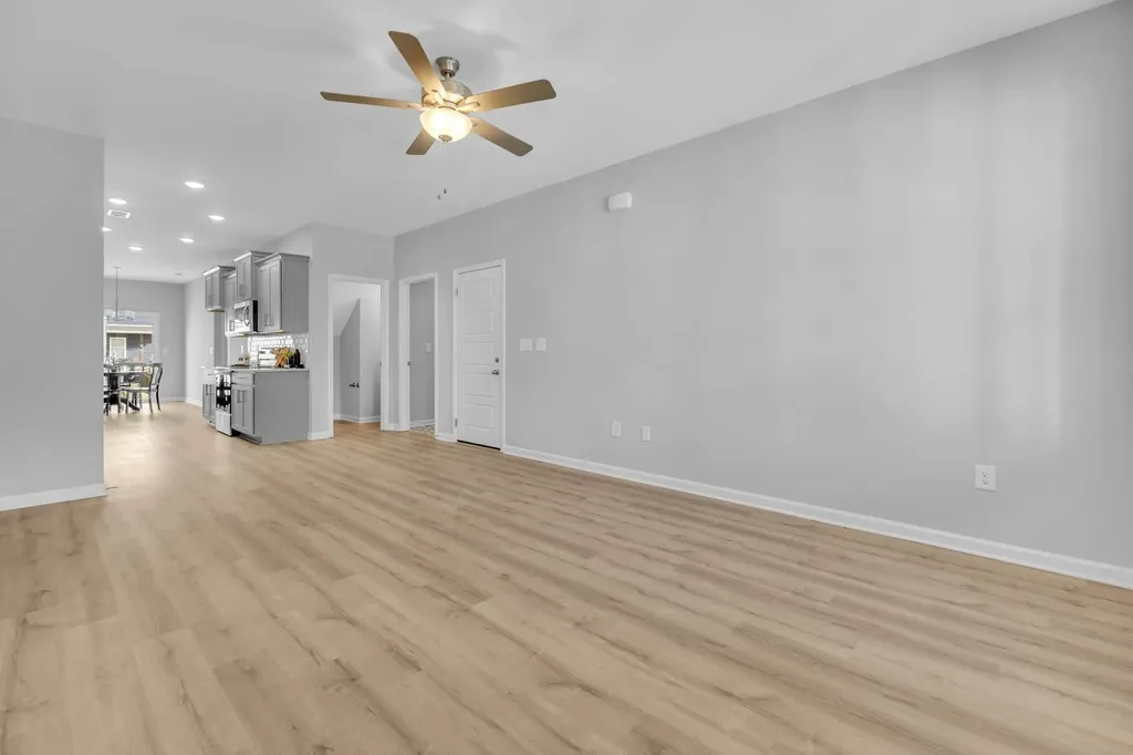 343 Carver Connection Lebanon TN 37087