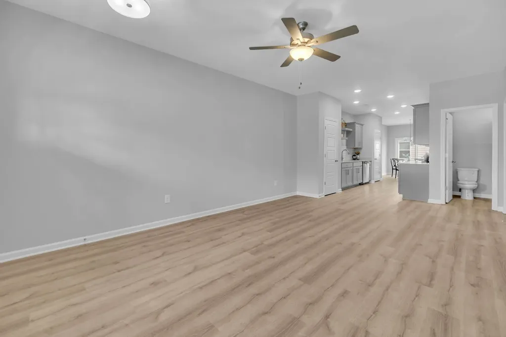 343 Carver Connection Lebanon TN 37087