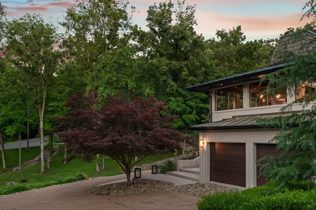 1147 Crater Hill Drive Nashville TN 37215