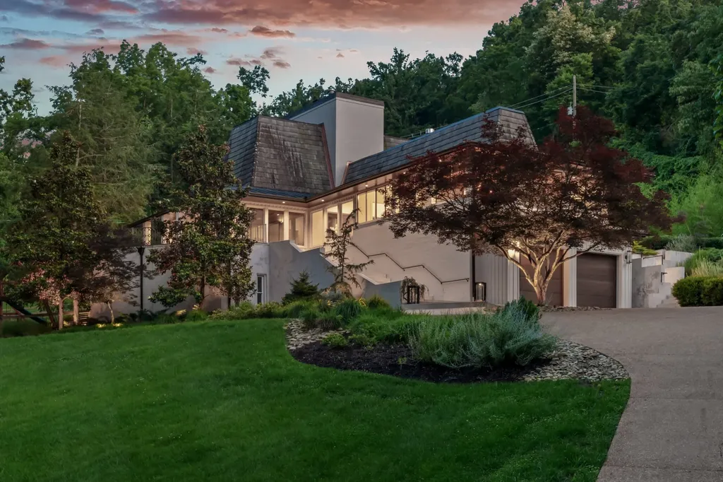 1147 Crater Hill Drive Nashville TN 37215