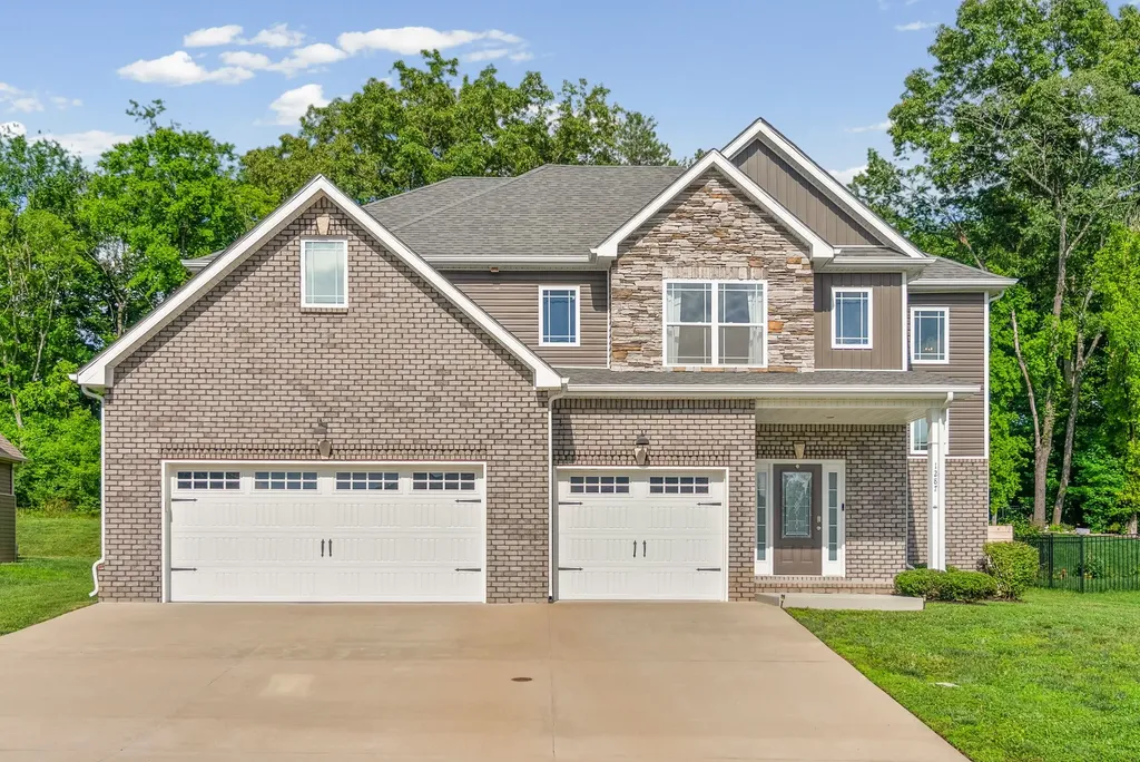 1287 Highgrove Lane Clarksville TN 37043