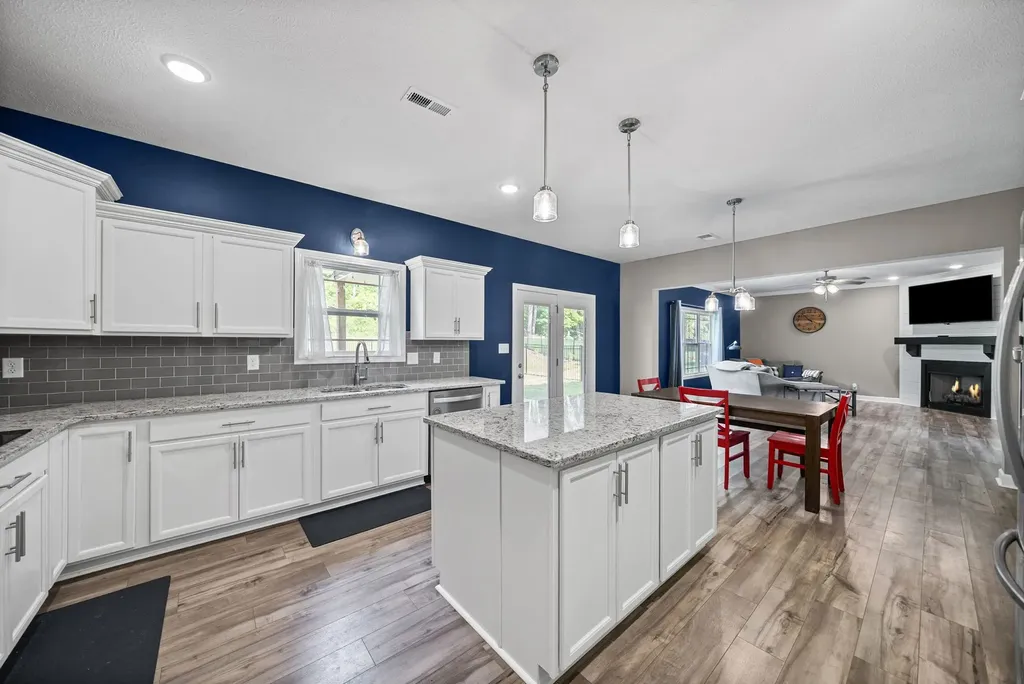 1287 Highgrove Lane Clarksville TN 37043