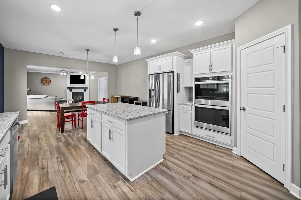 1287 Highgrove Lane Clarksville TN 37043